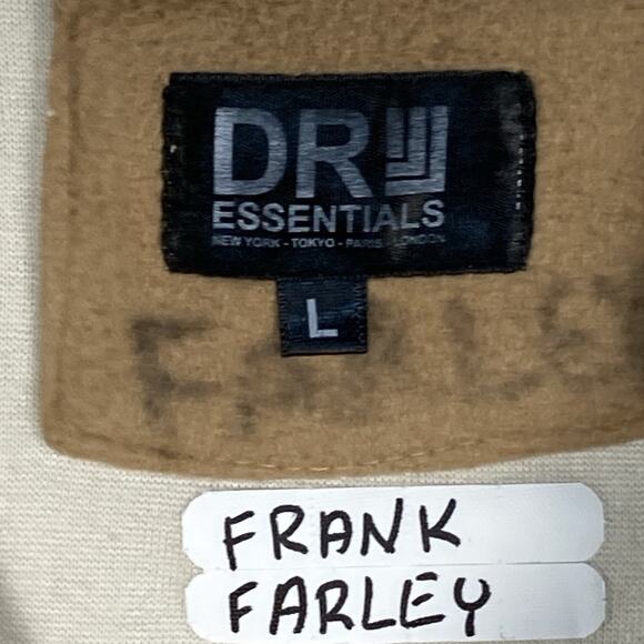 DR Essentials Mens L Ivory Tan Fleece Varsity Letter Cardigan Sweater College - Picture 6 of 10